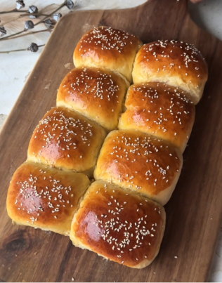 Fluffy Milk Slider Buns